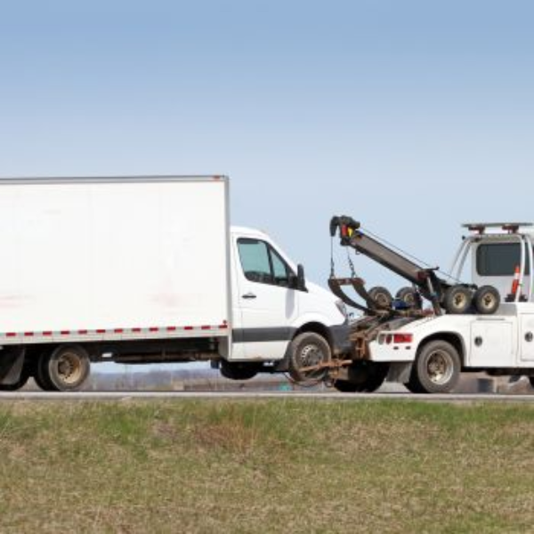 Box Truck Towing in Texas
