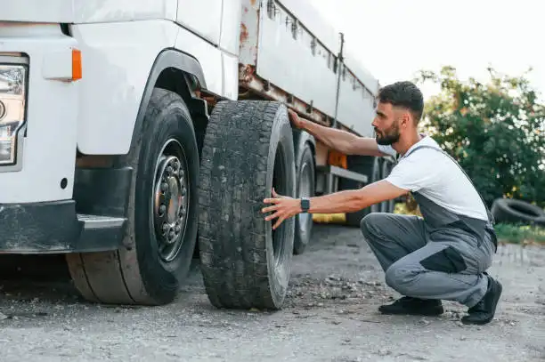 heavy truck tire repair services in Lancaster, TX