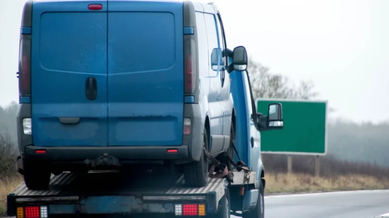 Fast Response for Emergency Big Rig Towing in Amarillo