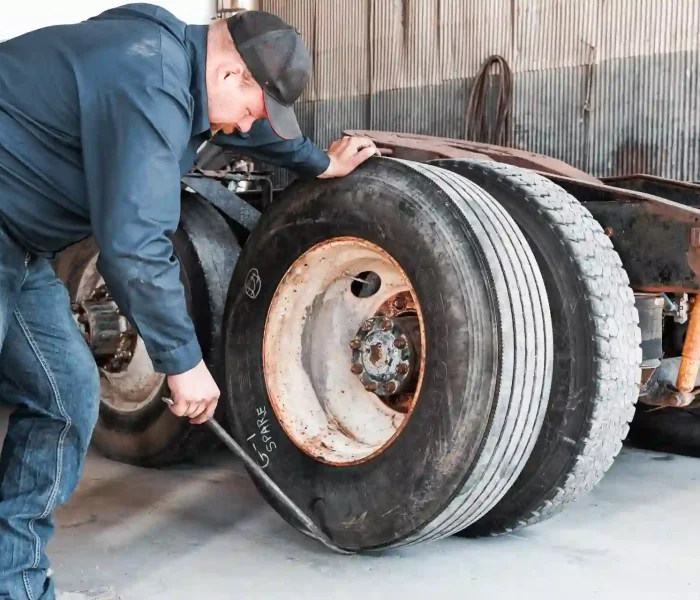 Heavy Duty Tire Change In Metairie Reliable and Efficient Service